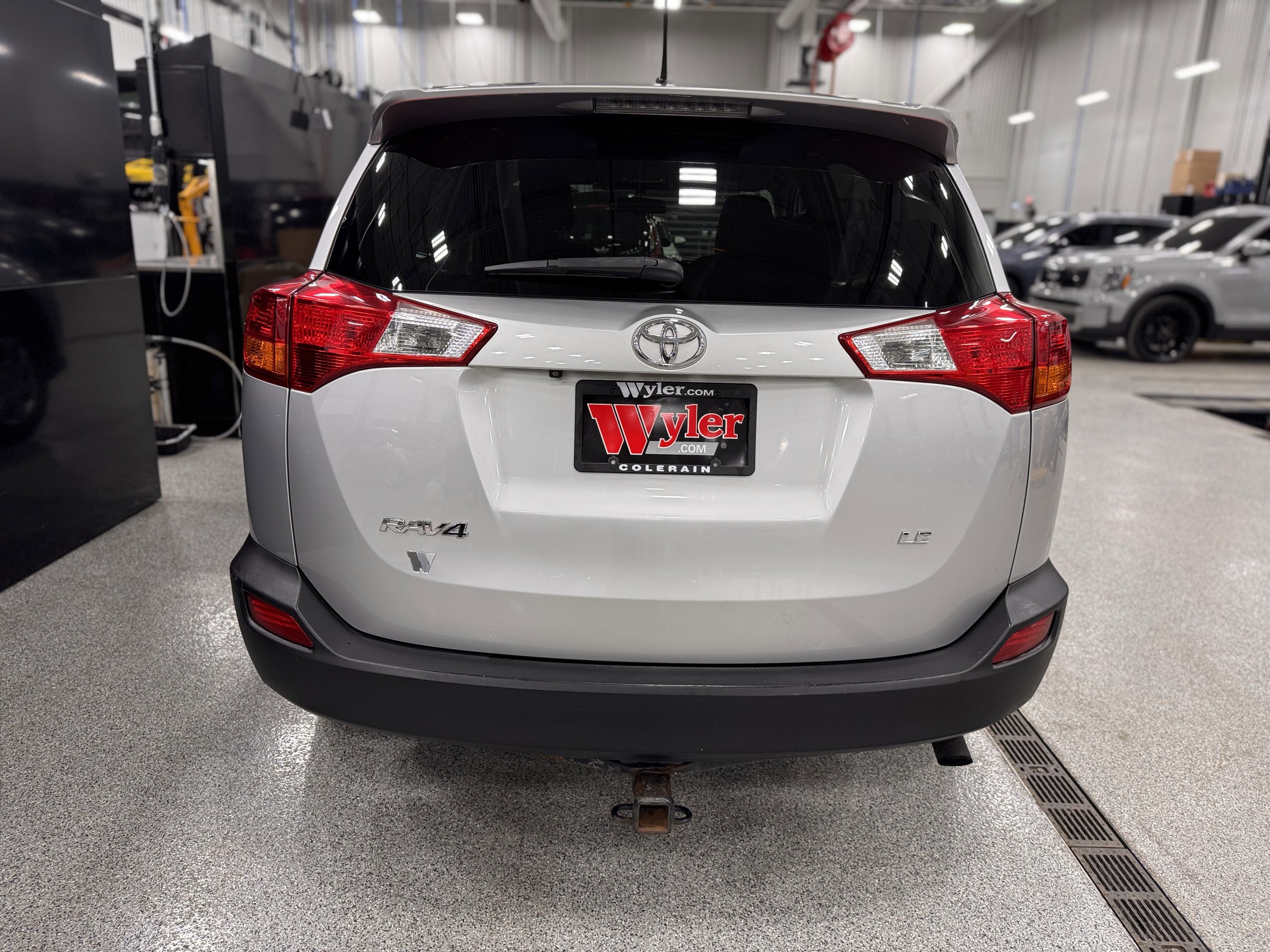 Used 2015 Toyota RAV4 LE image 31