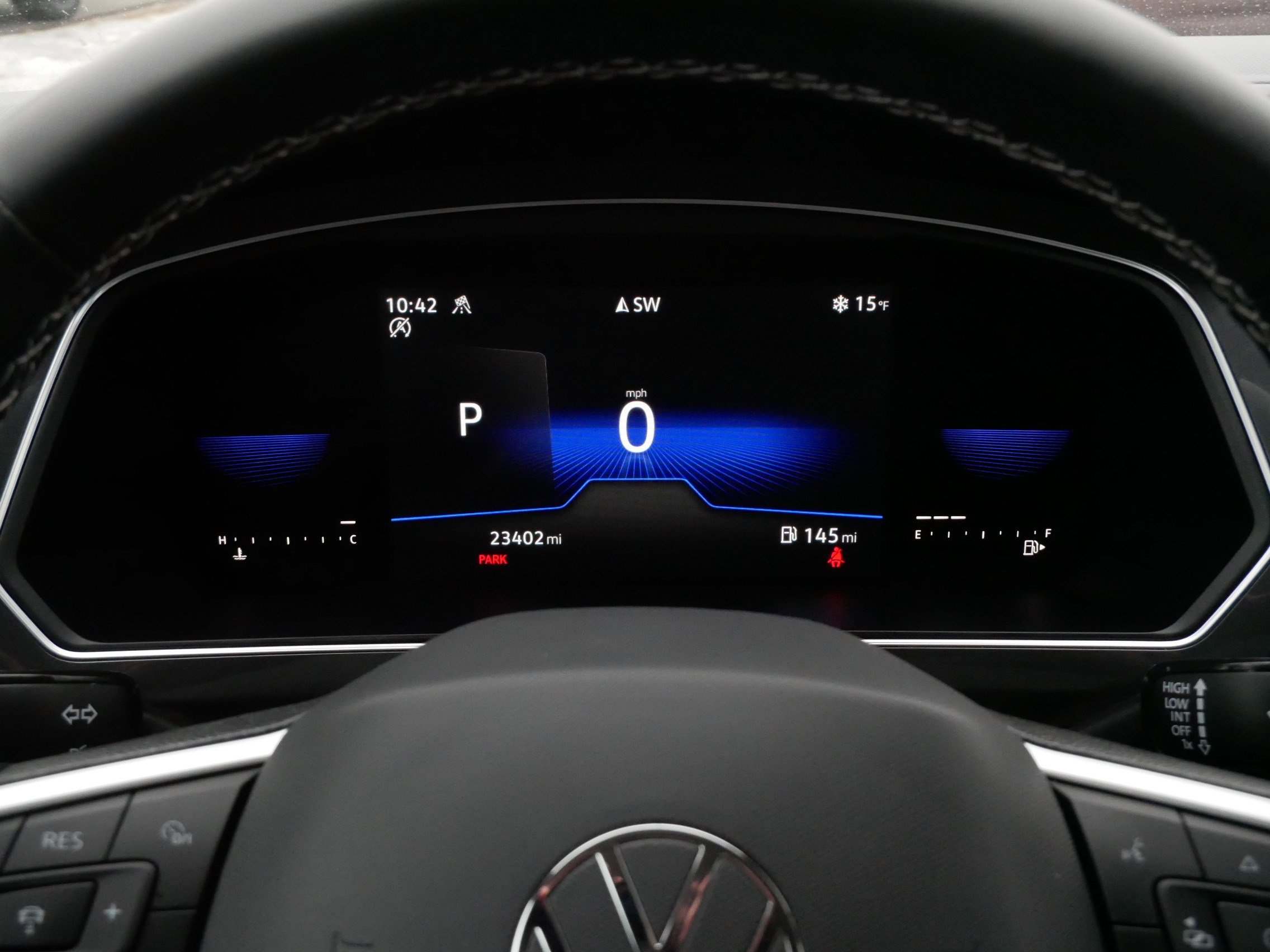 Used 2022 Volkswagen Tiguan SE image 21