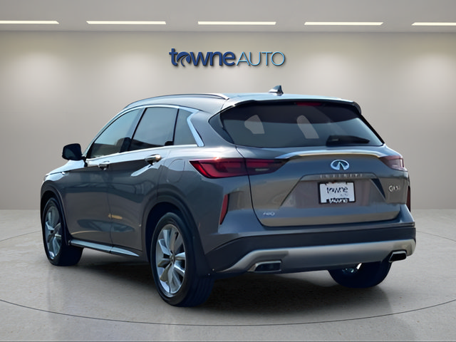Used 2022 INFINITI QX50 Essential AWD/4WD image 3