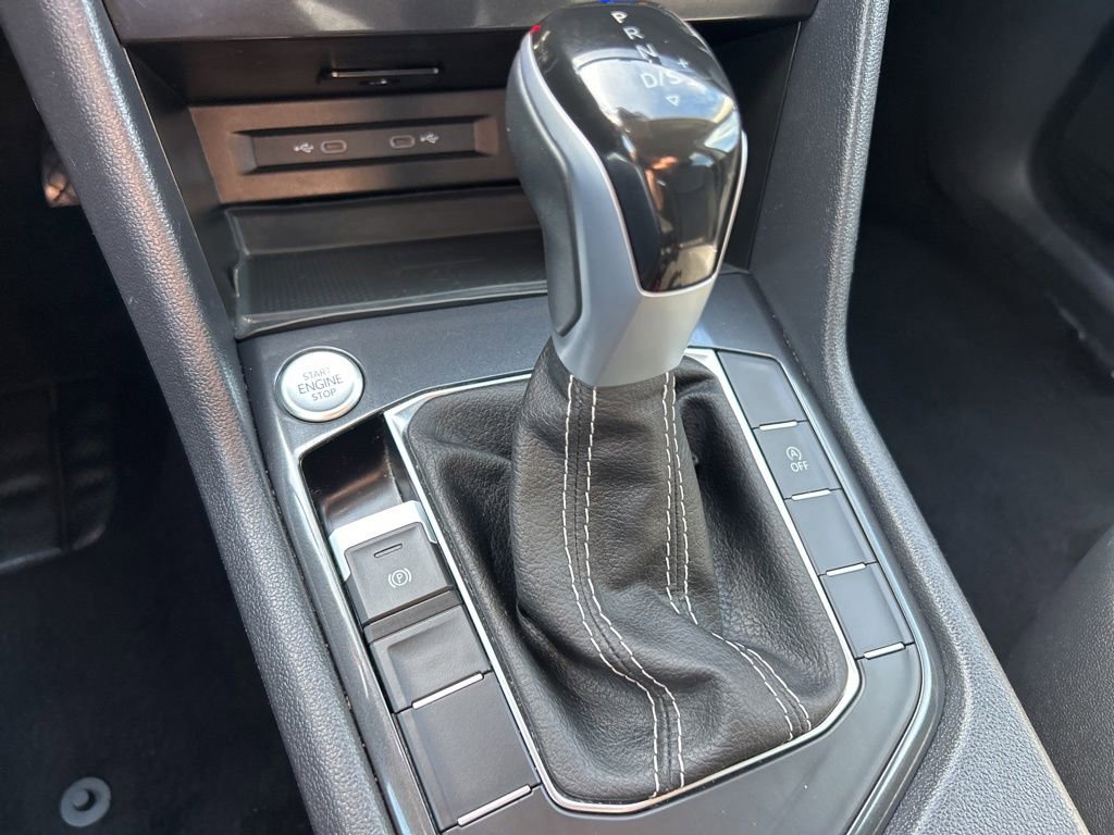 Used 2024 Volkswagen Tiguan SE FWD image 24