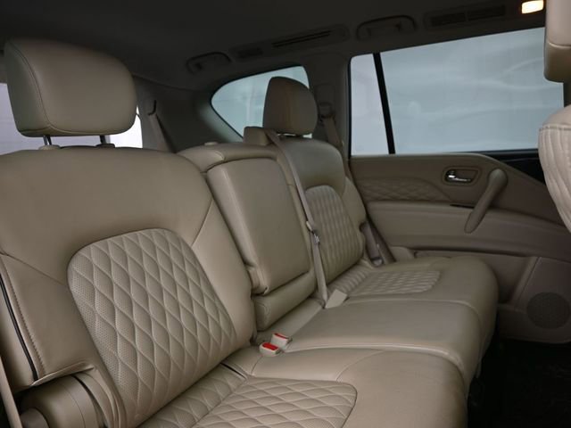 Used 2018 INFINITI QX80 4WD w/ Deluxe Technology Package image 10