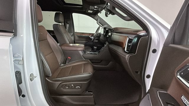 Used 2022 GMC Sierra 1500 Denali w/ Denali Reserve Package AWD/4WD image 30