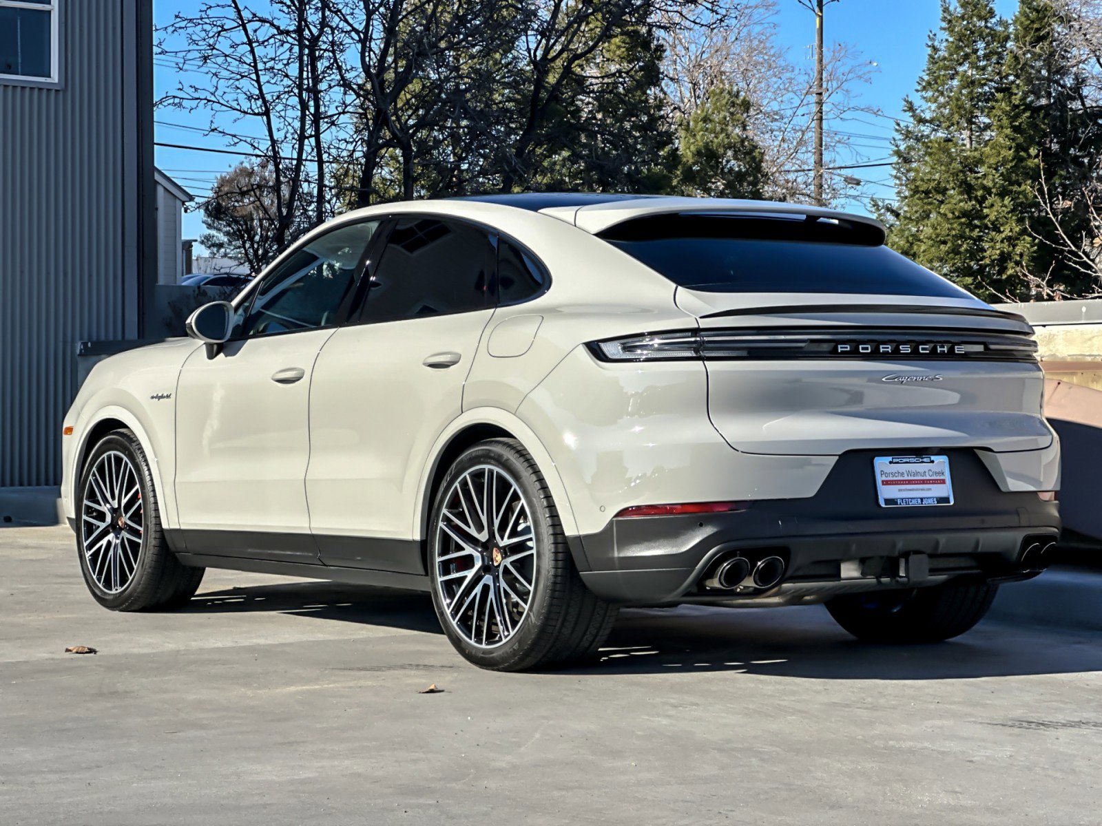 New 2026 Porsche Cayenne S image 3