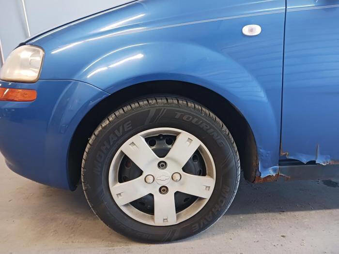 Used 2006 Chevrolet Aveo LS FWD image 11