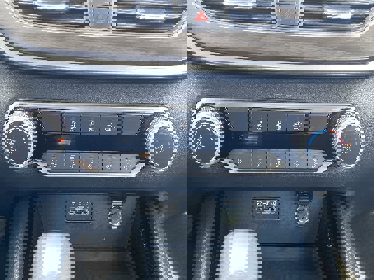 Used 2024 Nissan Altima 2.5 SV image 18