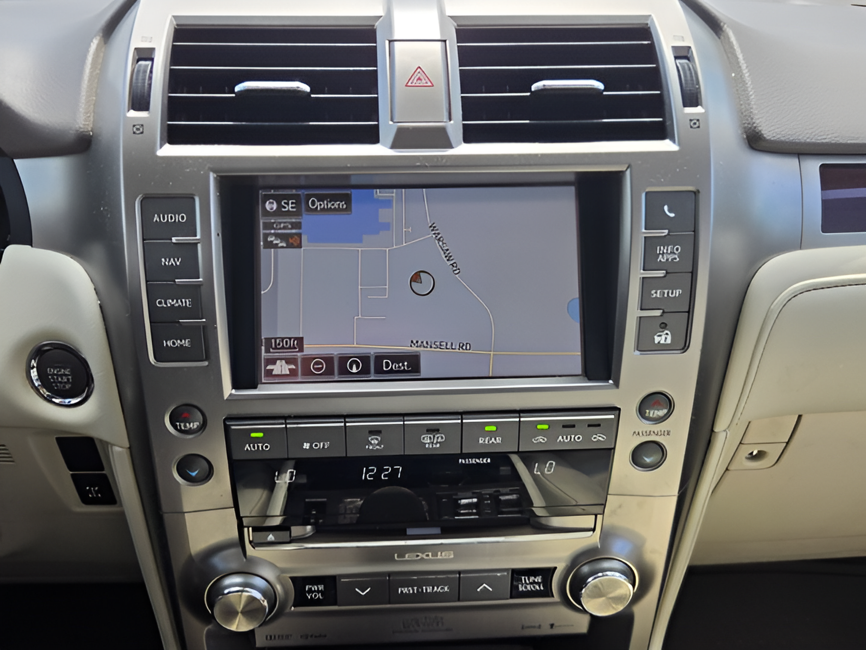 Used 2017 Lexus GX 460 Luxury AWD/4WD image 15