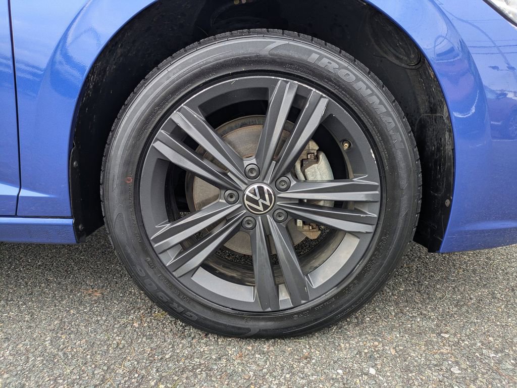 Used 2023 Volkswagen Jetta SE FWD image 11