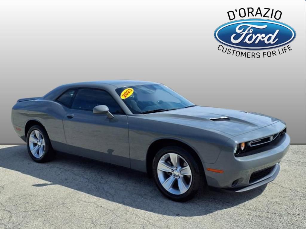 Used 2023 Dodge Challenger SXT