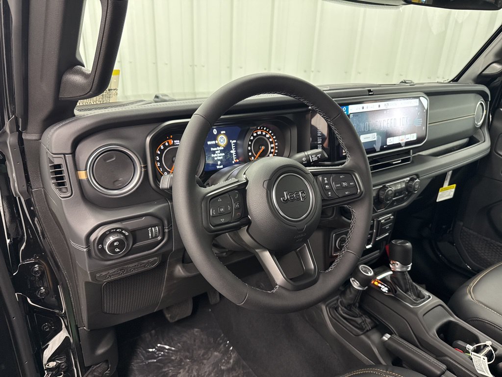 New 2026 Jeep Gladiator Sport AWD/4WD image 18