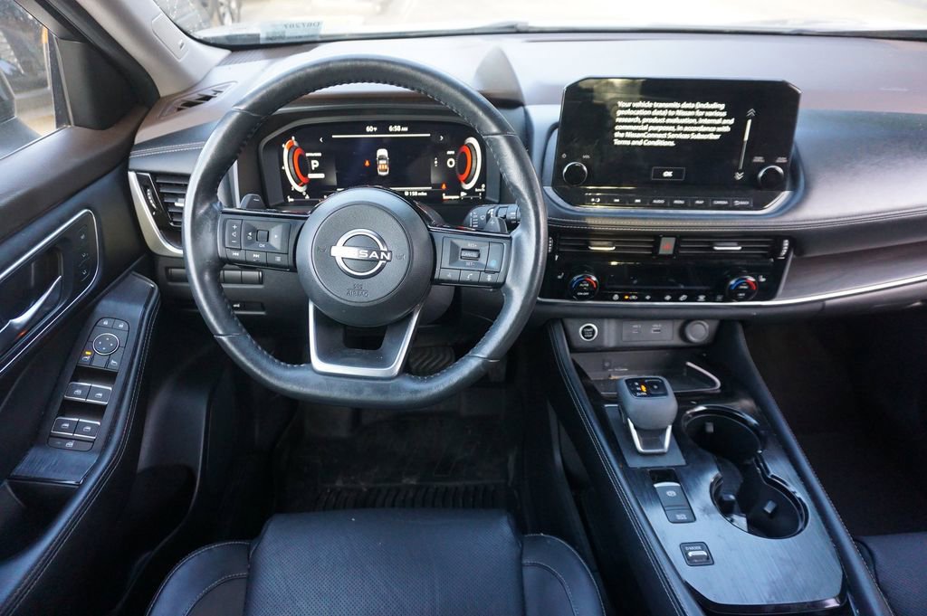 Used 2023 Nissan Rogue Platinum FWD image 6
