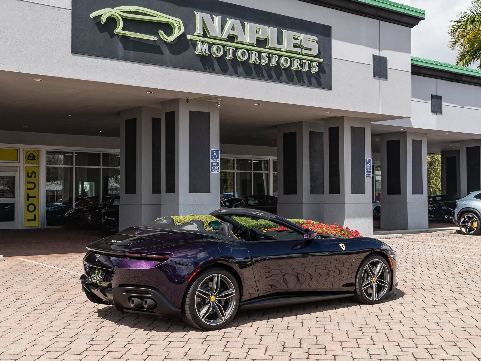 Used 2025 Ferrari Roma Spider RWD image 52