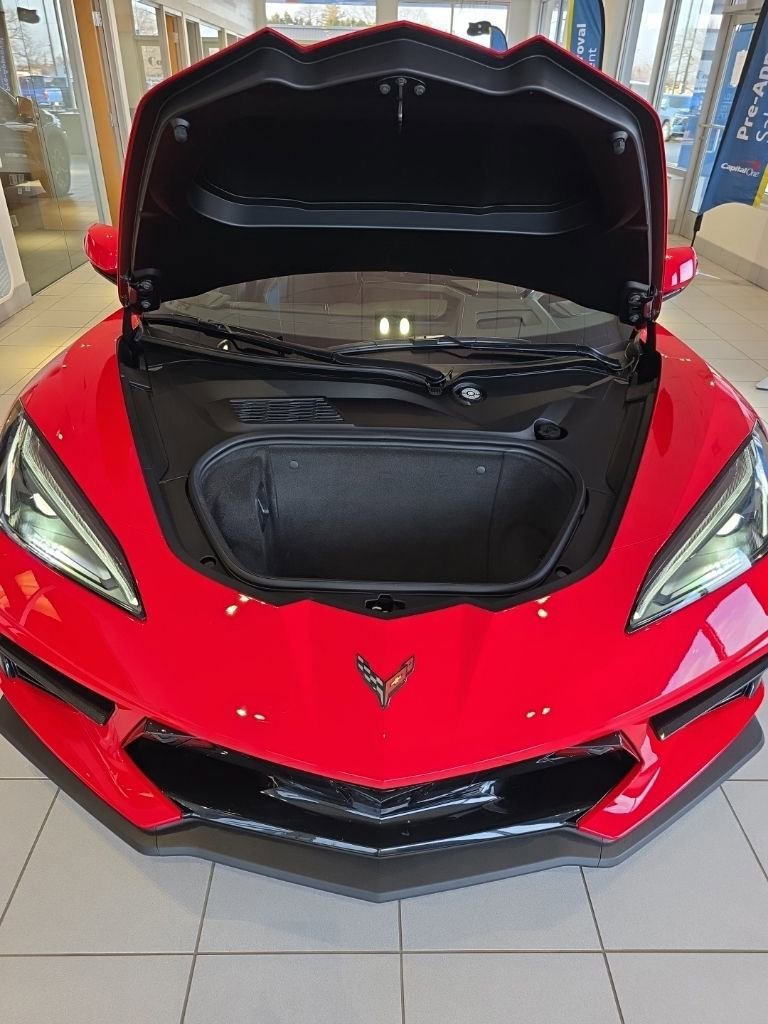New 2026 Chevrolet Corvette Stingray Preferred Cpe w/ Z51 Performance Package RWD image 9