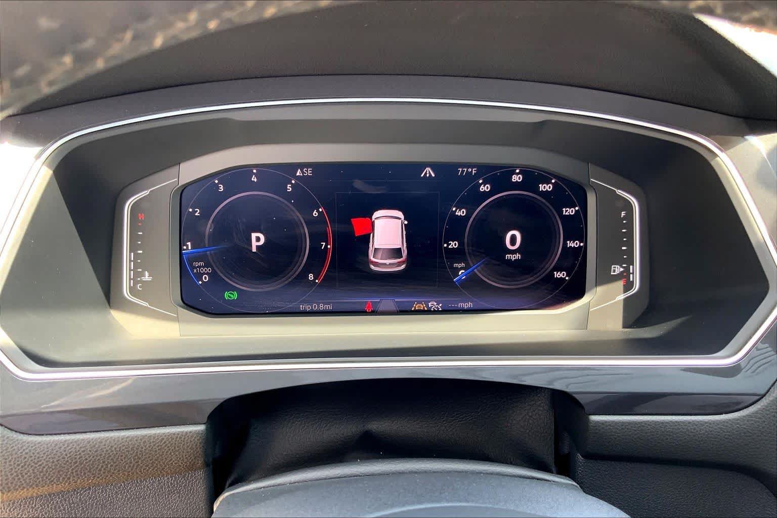 Used 2020 Volkswagen Tiguan SEL w/ 3rd Row Seat Package AWD/4WD image 24