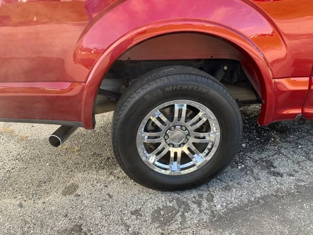 Used 2019 Ford F150 Lariat w/ Equipment Group 502A Luxury RWD image 38