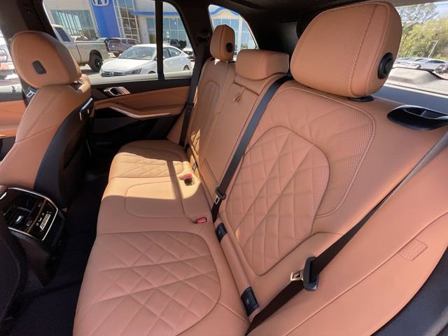 Used 2026 BMW X5 xDrive40i w/ Premium Package image 14