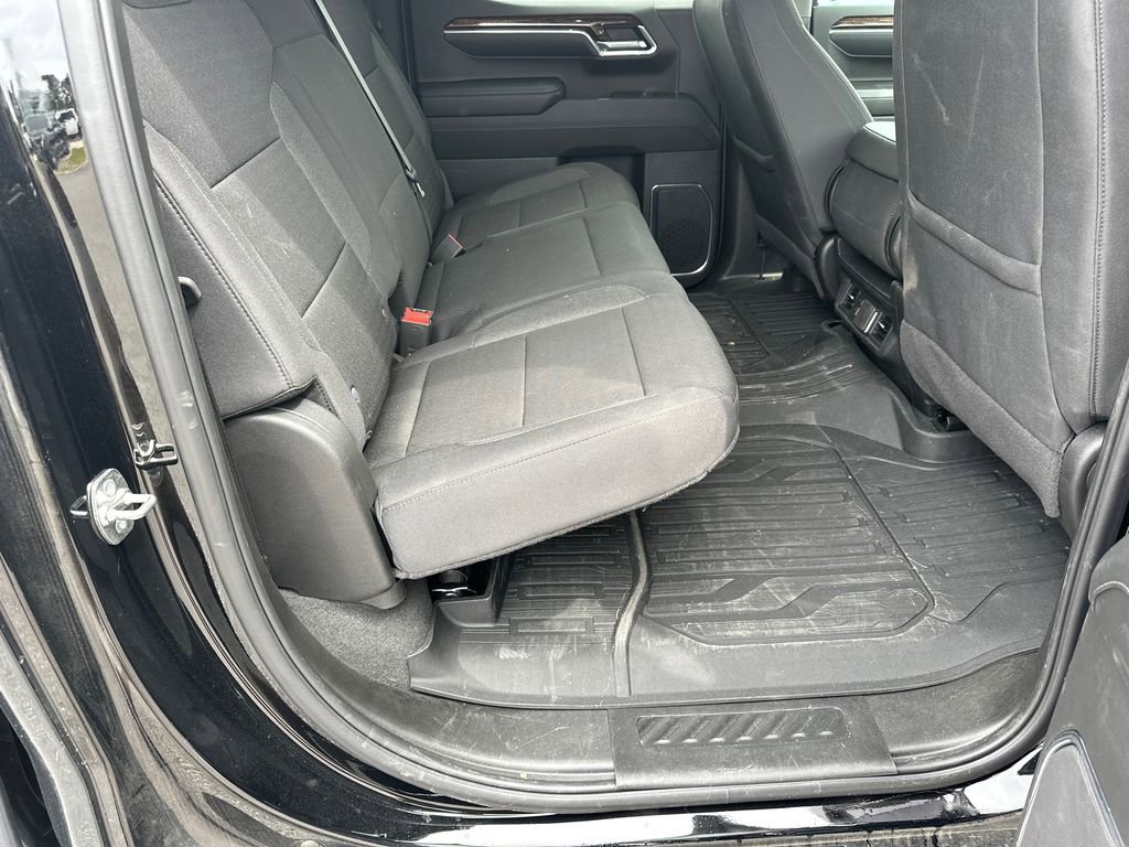 Certified 2025 GMC Sierra 1500 SLE image 15
