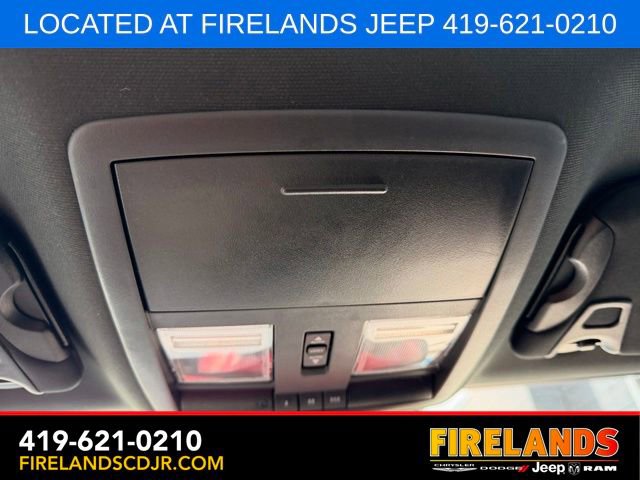 Used 2023 Dodge Challenger R/T w/ Plus Package RWD image 25