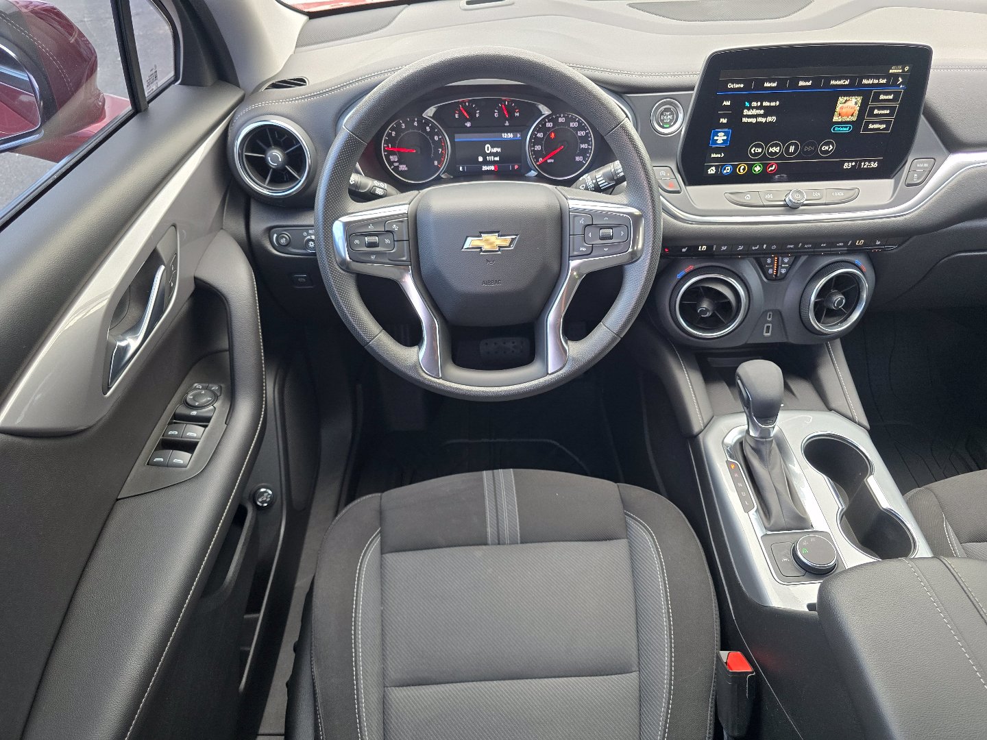 Used 2023 Chevrolet Blazer LT w/ Convenience Package FWD image 32