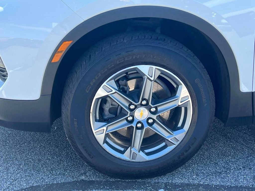 Used 2023 Chevrolet Blazer LT w/ Convenience Package AWD/4WD image 11