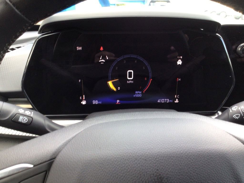 Used 2024 Chevrolet Trax ACTIV w/ Driver Confidence Package image 24