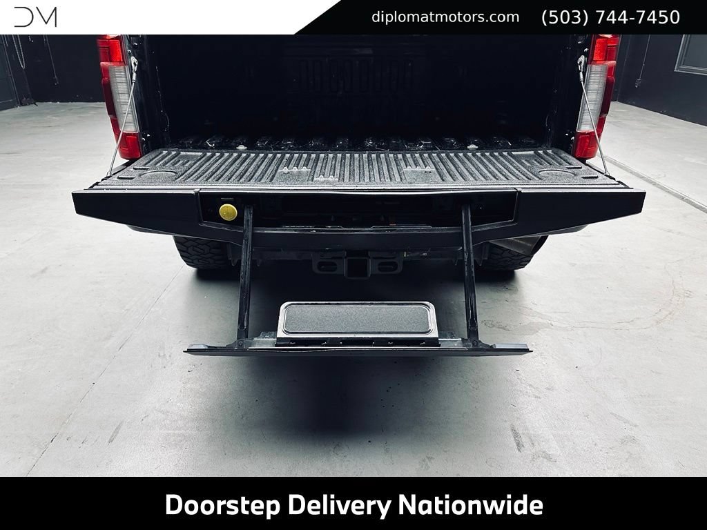 Used 2017 Ford F250 Platinum w/ Platinum Ultimate Package AWD/4WD image 58