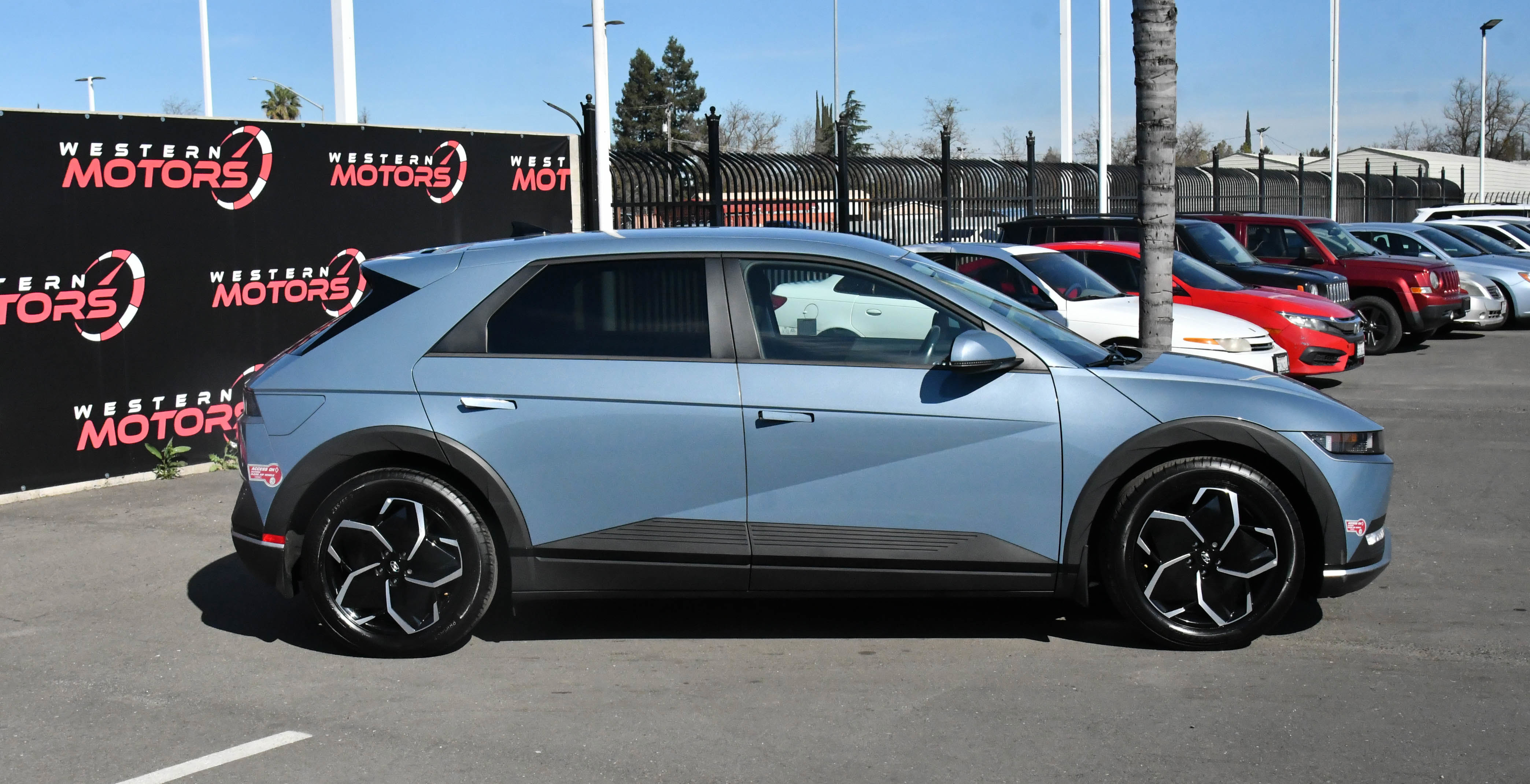 Used 2024 Hyundai Ioniq 5 SE image 9