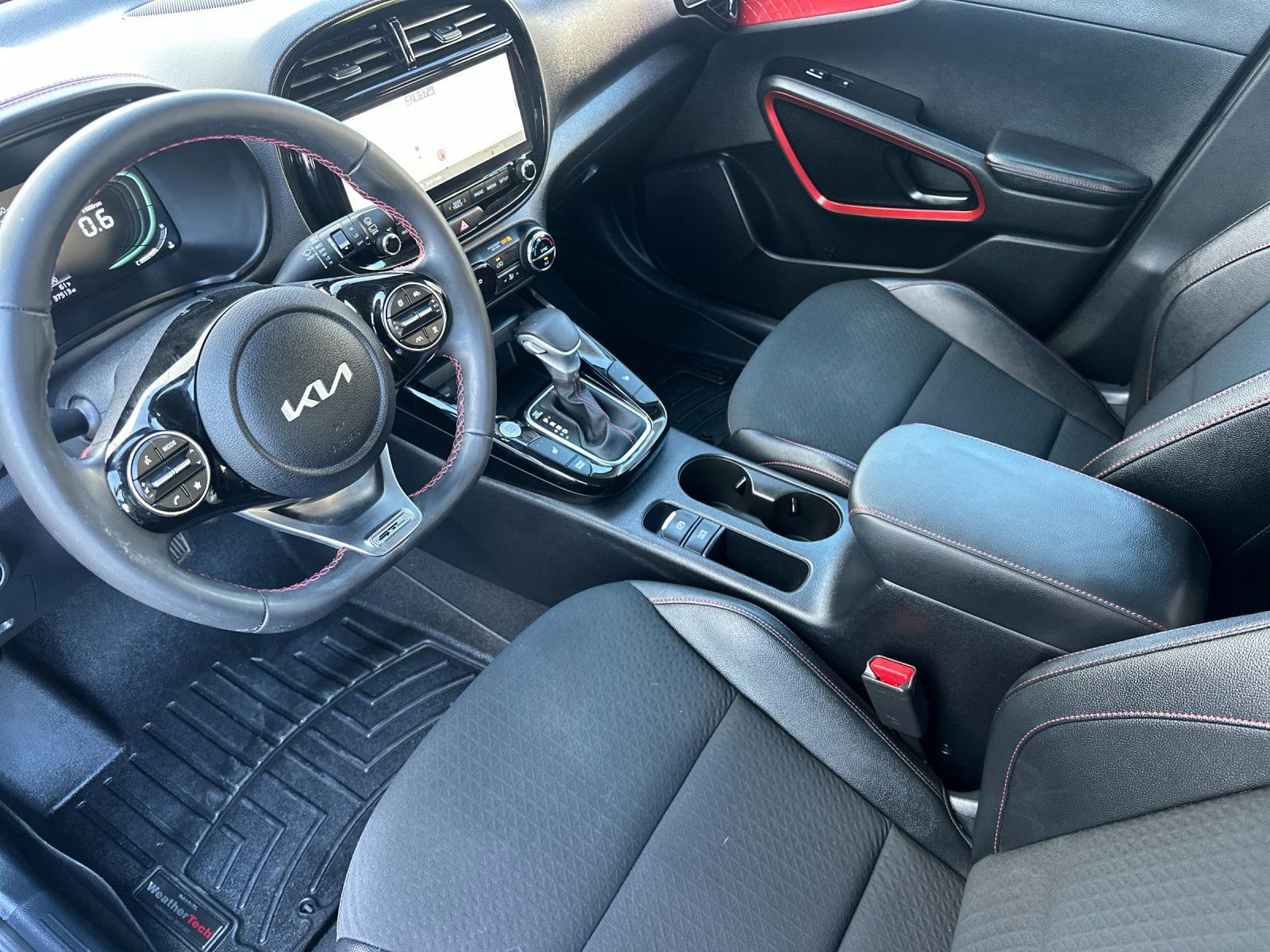 Used 2023 Kia Soul GT-Line w/ GT-Line Technology Package FWD image 9