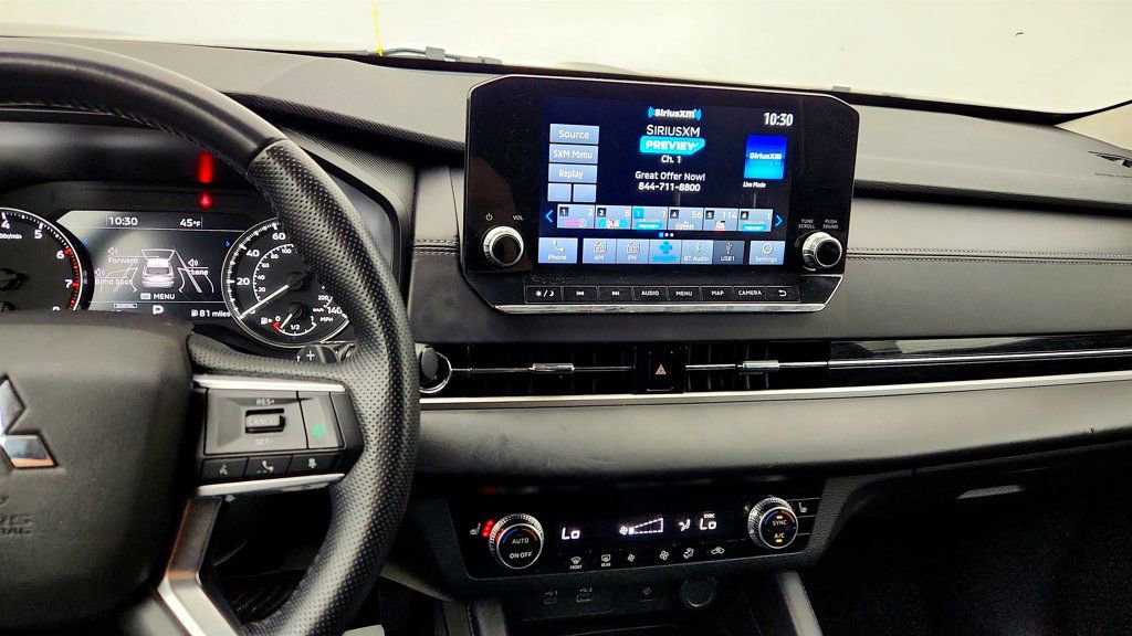 Used 2024 Mitsubishi Outlander SE FWD image 15