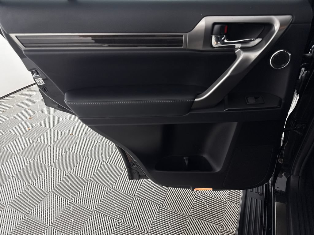 Used 2023 Lexus GX 460 Premium AWD/4WD image 12