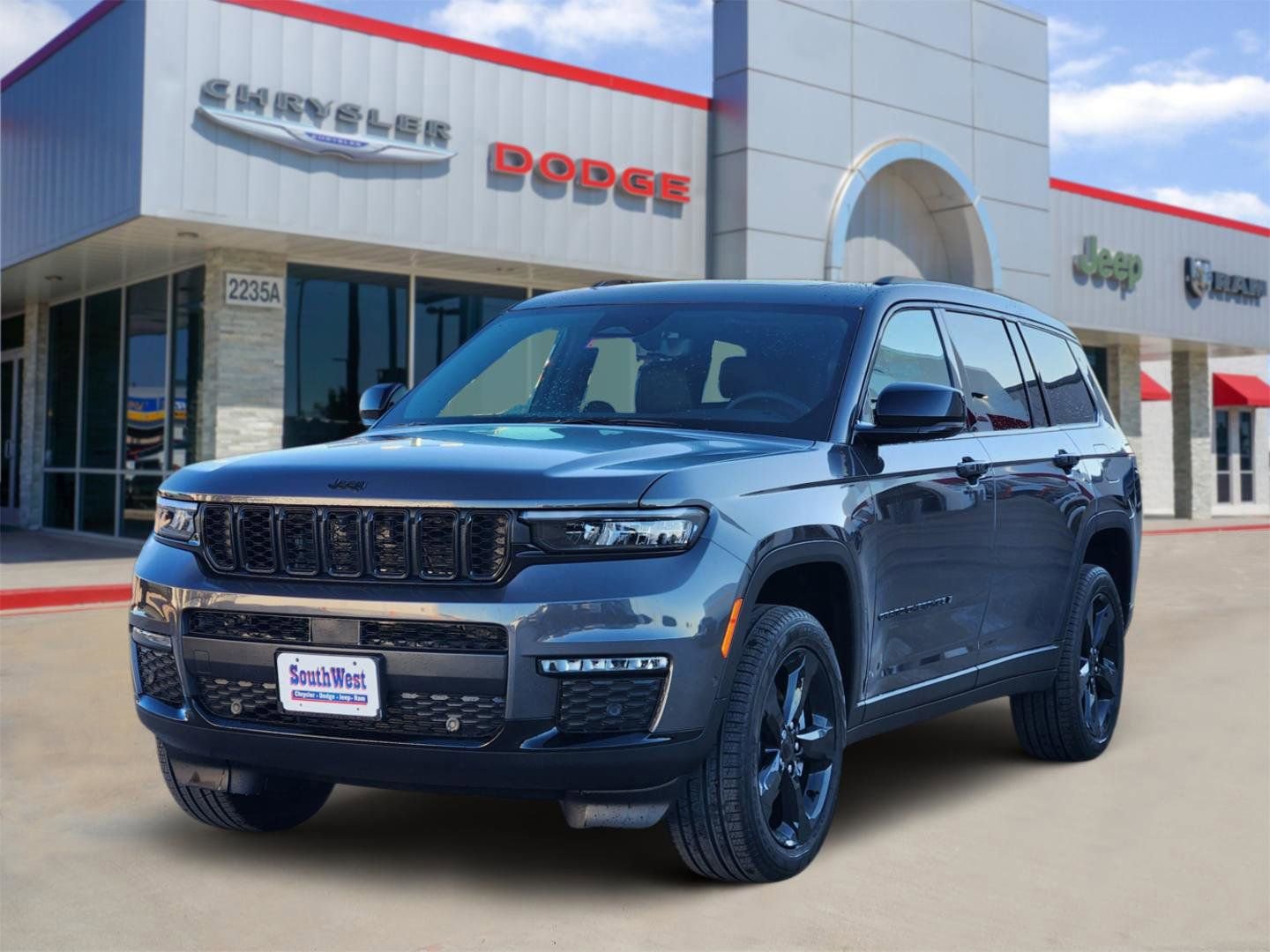 New 2025 Jeep Grand Cherokee L Limited w/ Luxury Tech Group II image 2