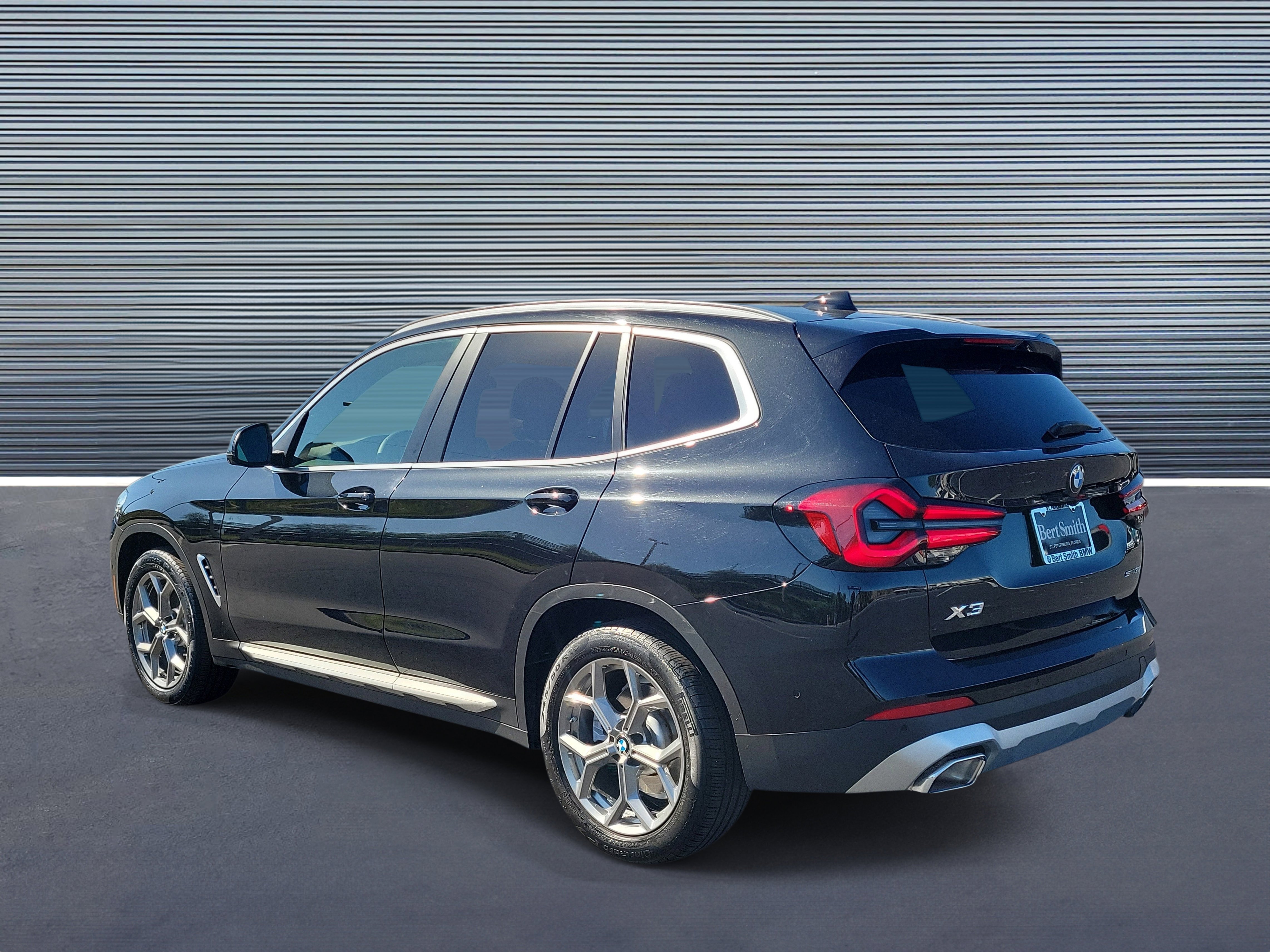 Used 2023 BMW X3 sDrive30i w/ Convenience Package RWD image 4