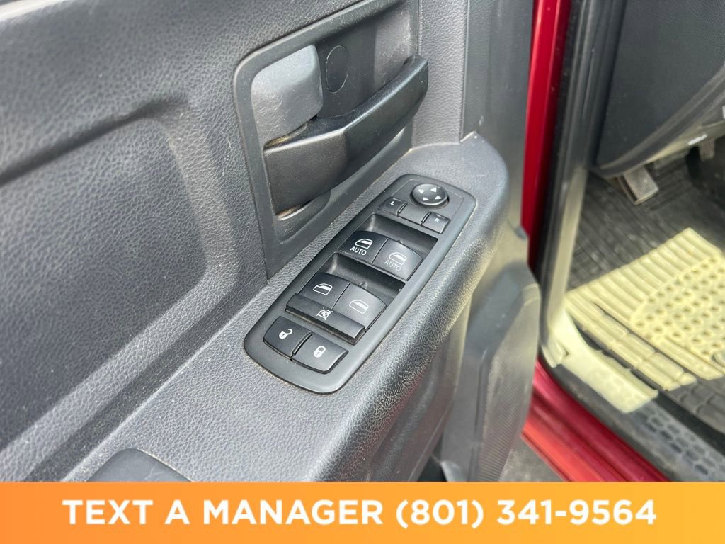 Used 2012 RAM 2500 ST w/ Chrome Appearance Group image 11