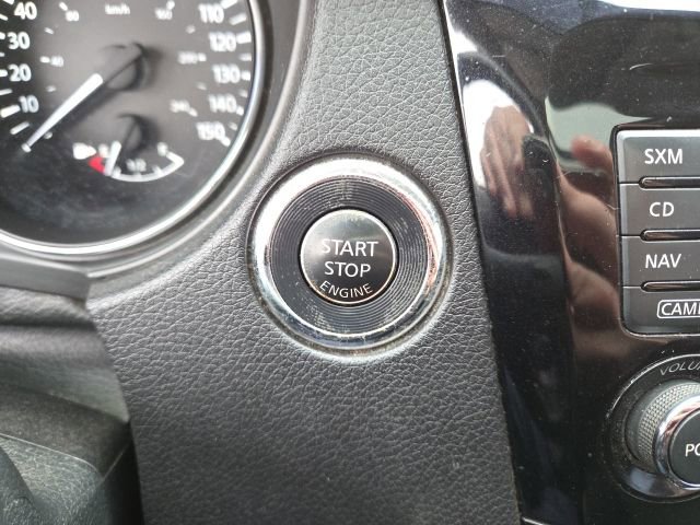 Used 2017 Nissan Rogue SV image 14