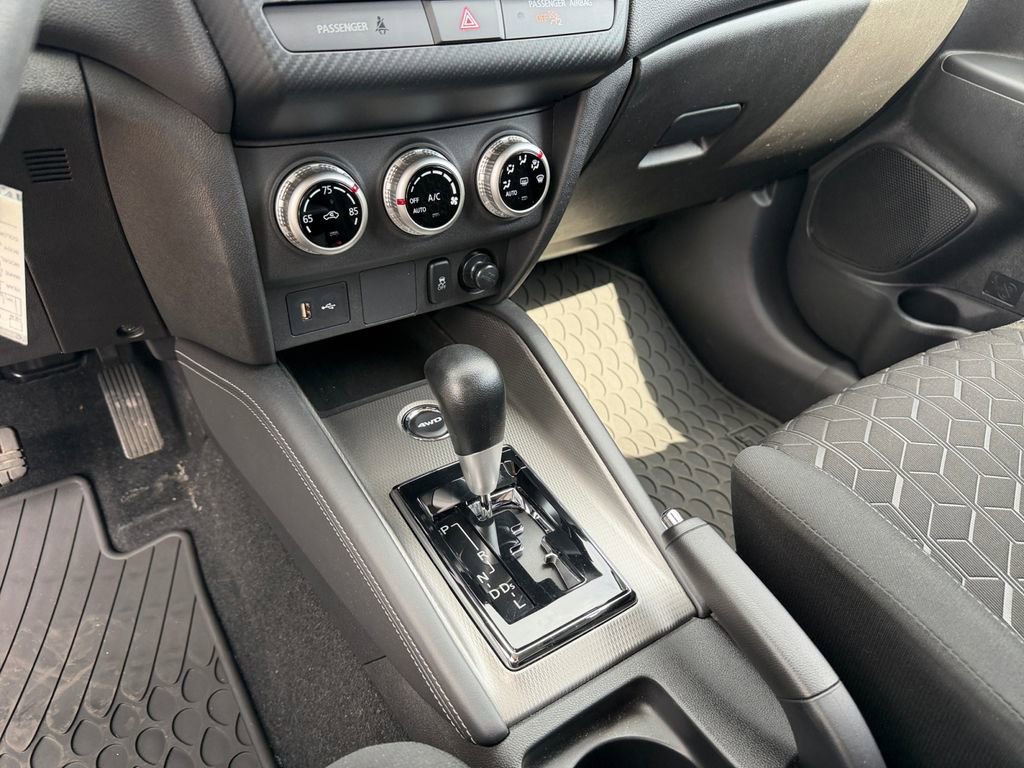 Used 2024 Mitsubishi Outlander Sport ES AWD/4WD image 21