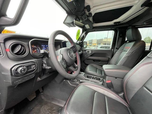 Used 2024 Jeep Gladiator Rubicon AWD/4WD image 10