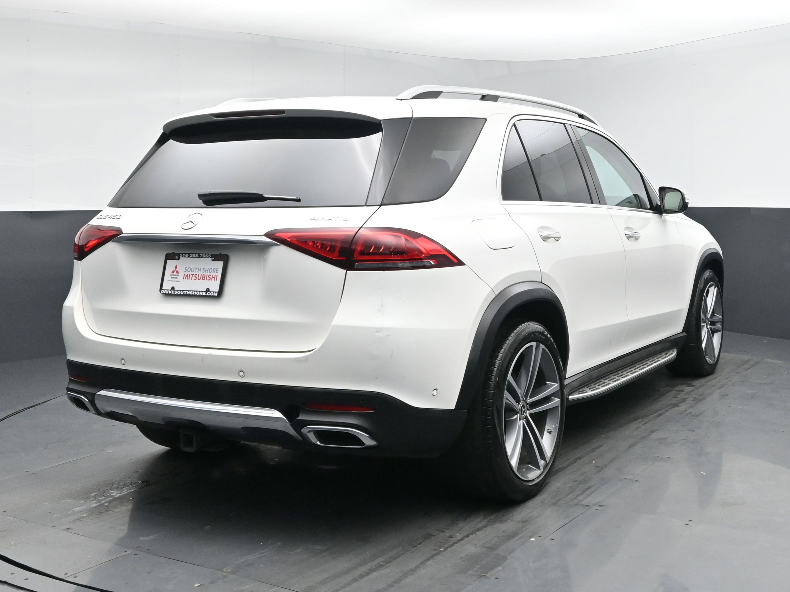 Used 2020 Mercedes-Benz GLE 450 4MATIC w/ MBUX Technology Package image 22