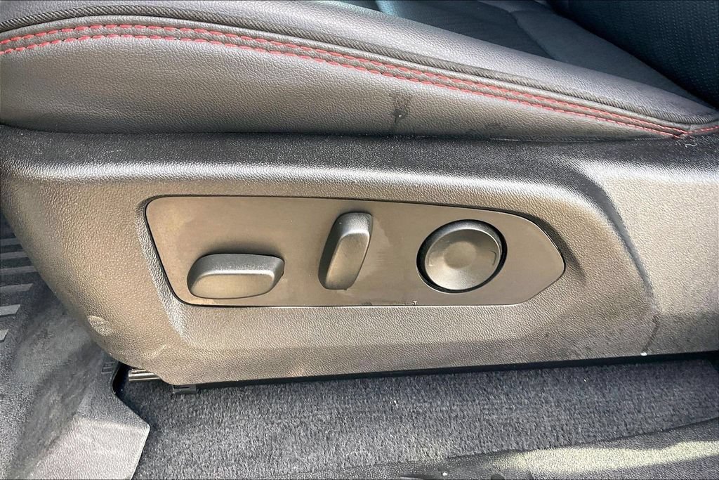 Used 2024 GMC Canyon AT4X AWD/4WD image 23