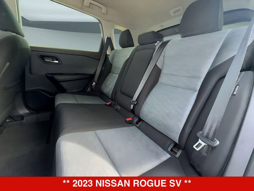 Used 2023 Nissan Rogue SV FWD image 13