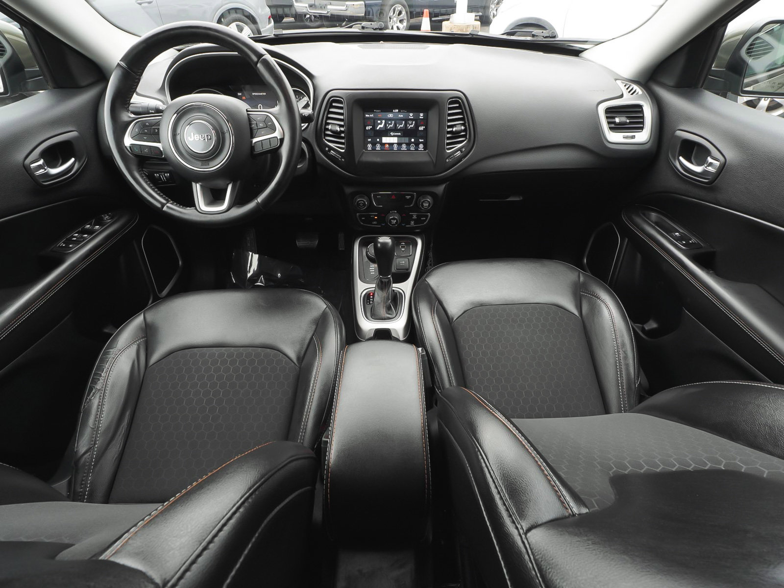 Used 2019 Jeep Compass Latitude w/ Popular Equipment Group image 34