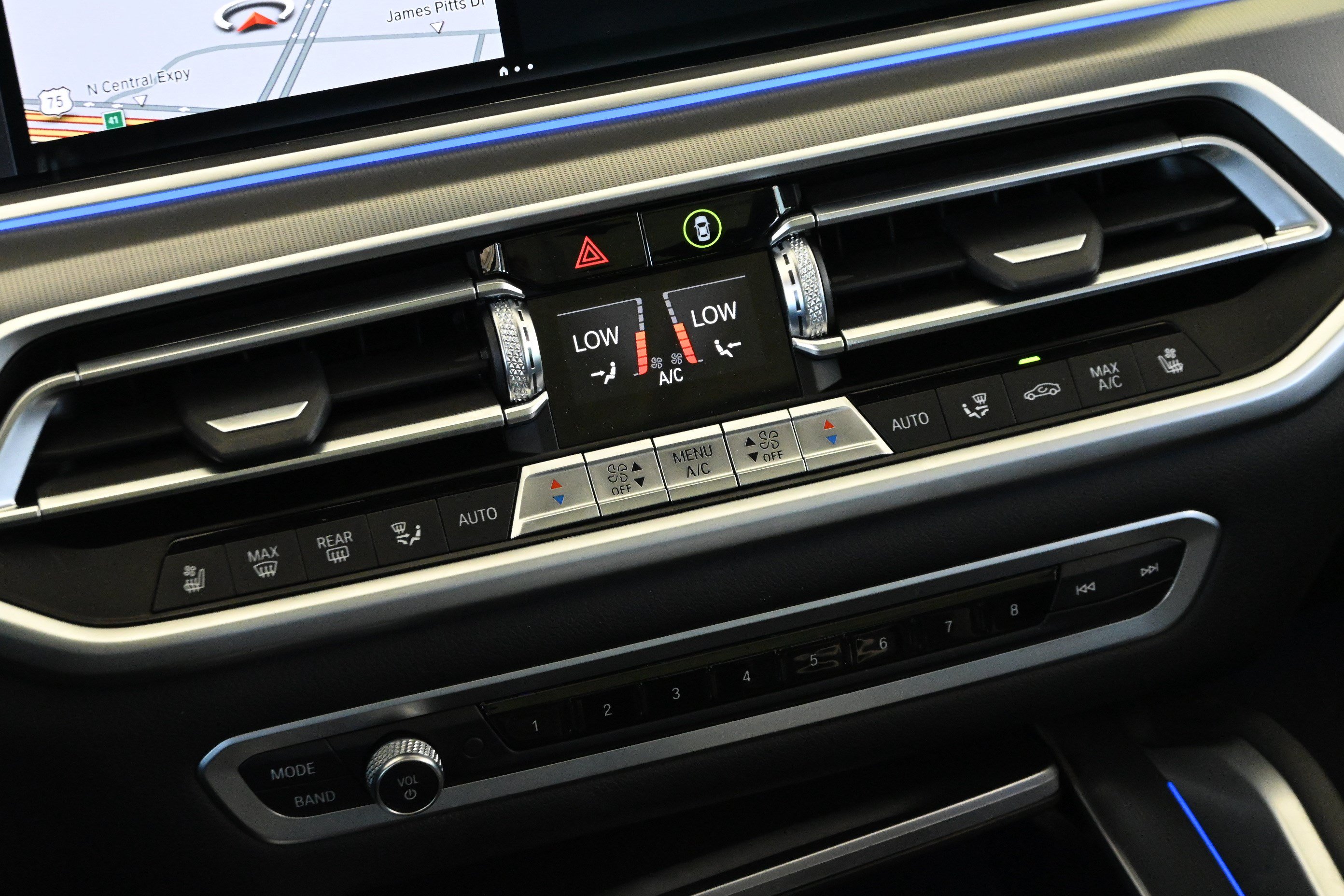 Certified 2022 BMW X6 M50i AWD/4WD image 20