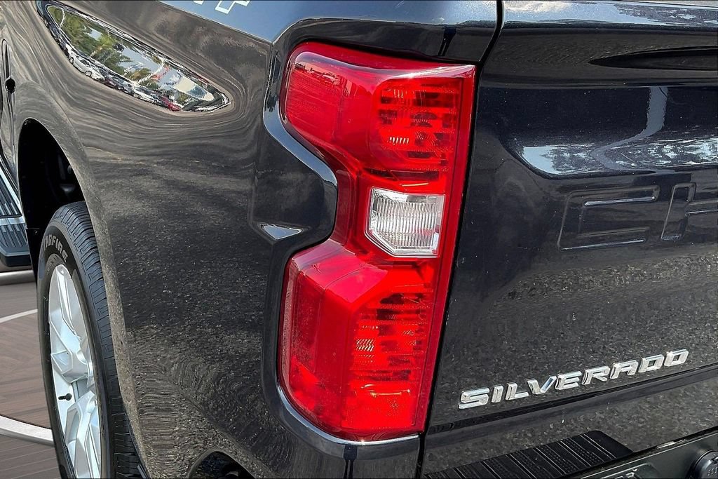 Used 2022 Chevrolet Silverado 1500 Custom AWD/4WD image 26