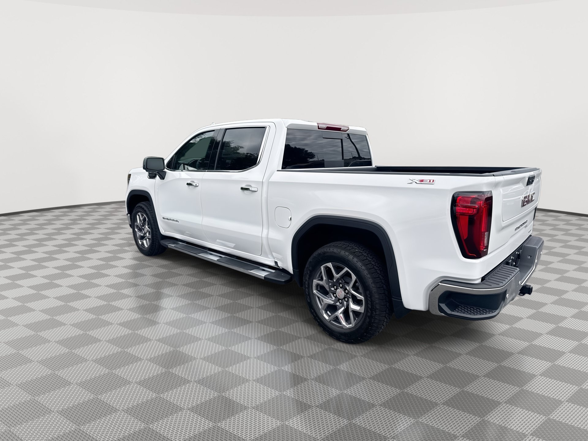 New 2026 GMC Sierra 1500 SLT w/ SLT Premium Plus Package AWD/4WD image 6
