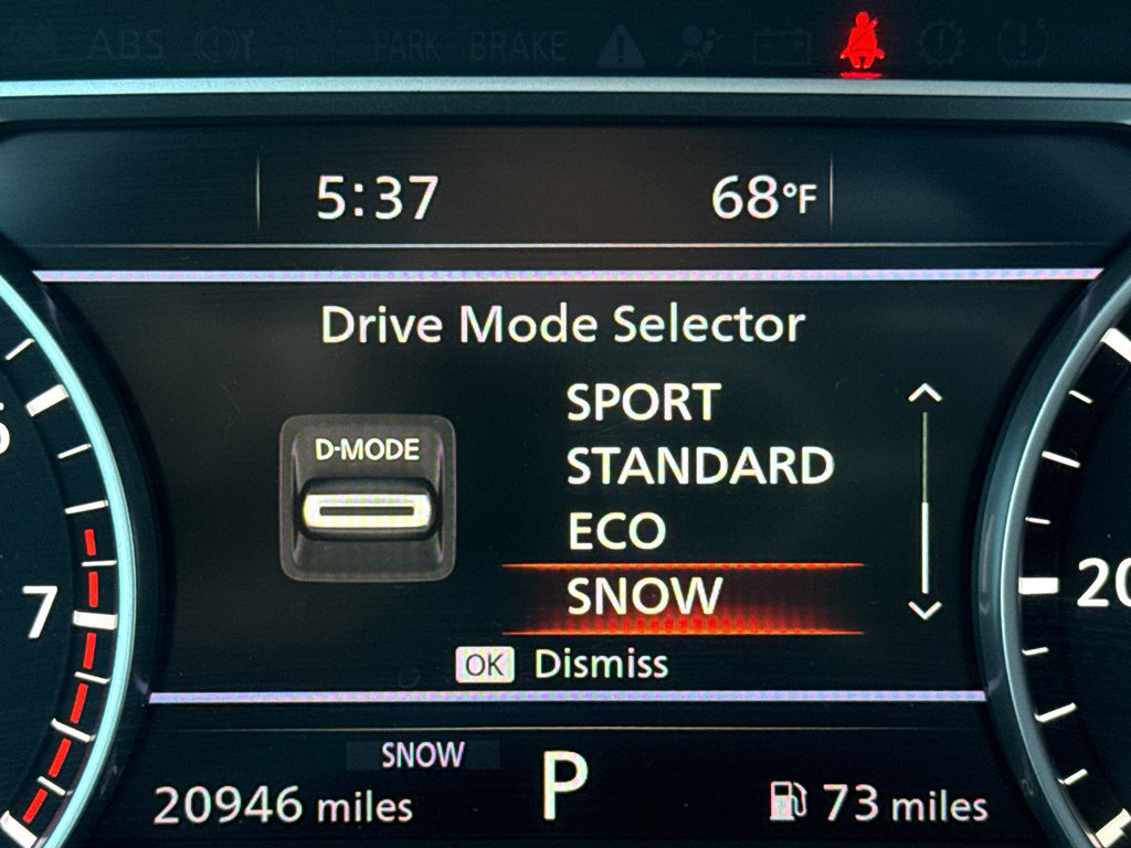 Used 2023 Nissan Pathfinder Platinum w/ Black Appearance Package FWD image 33