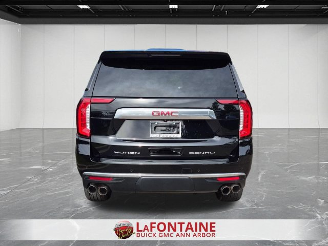 Used 2023 GMC Yukon Denali AWD/4WD image 7