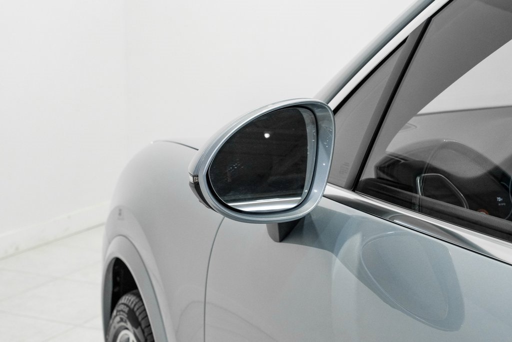 Used 2023 Porsche Cayenne image 37