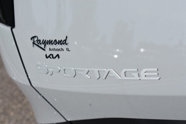 New 2026 Kia Sportage EX w/ EX Panorama Roof Package FWD image 16
