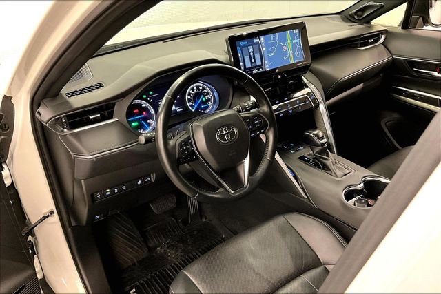 Used 2021 Toyota Venza Limited AWD/4WD image 16