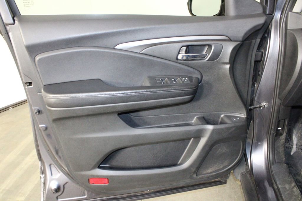 Used 2018 Honda Pilot EX-L image 16