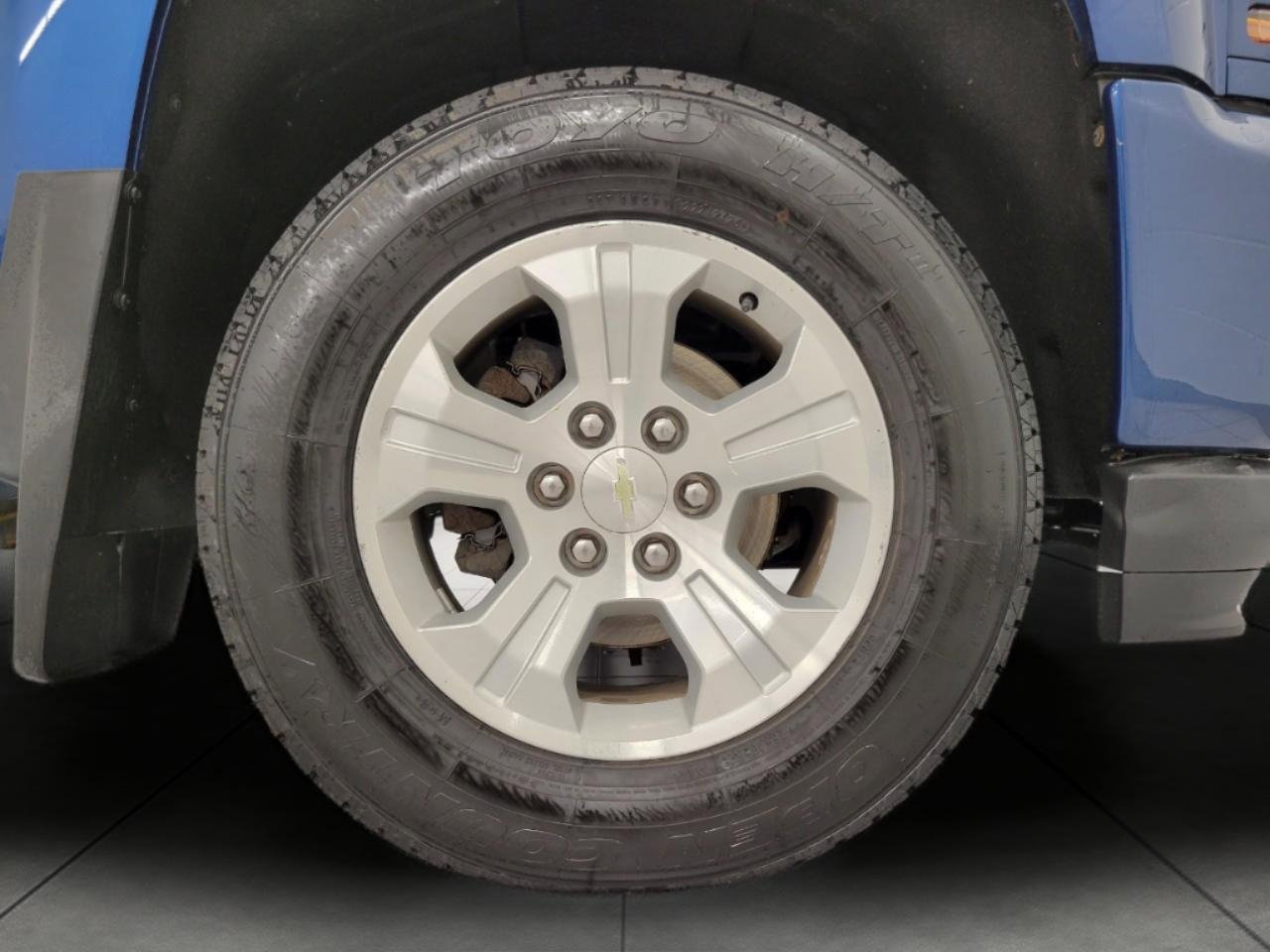 Used 2017 Chevrolet Silverado 1500 LT w/ All Star Edition image 3