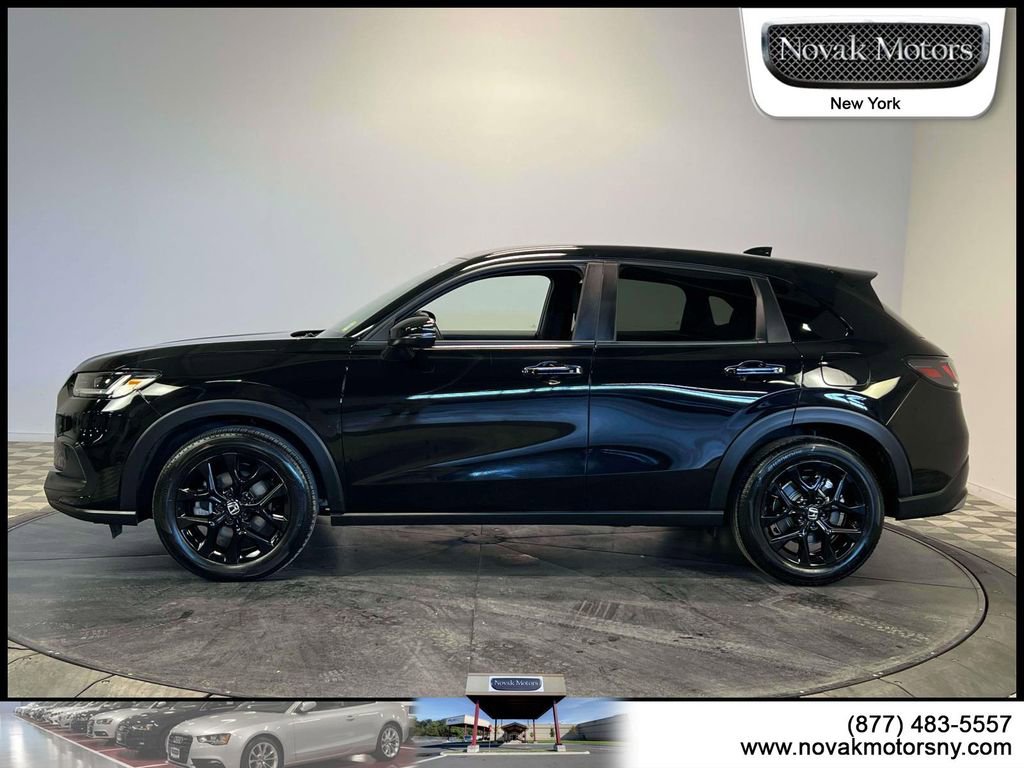 Used 2024 Honda HR-V Sport image 5